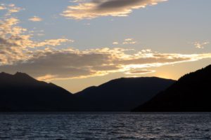  Queenstown, Fergburger, & the Runaway Sunset